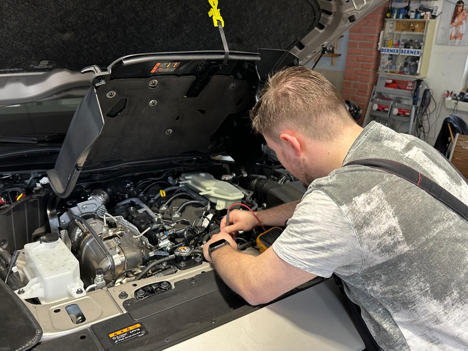 Oprava autoelektriky